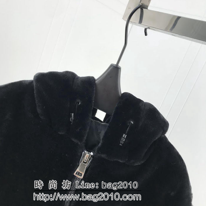 DＧ杜嘉班納 18FW秋冬新款 愛神丘比特燙鑽刺繡logo 毛絨外套 情侶款 ydi1846
